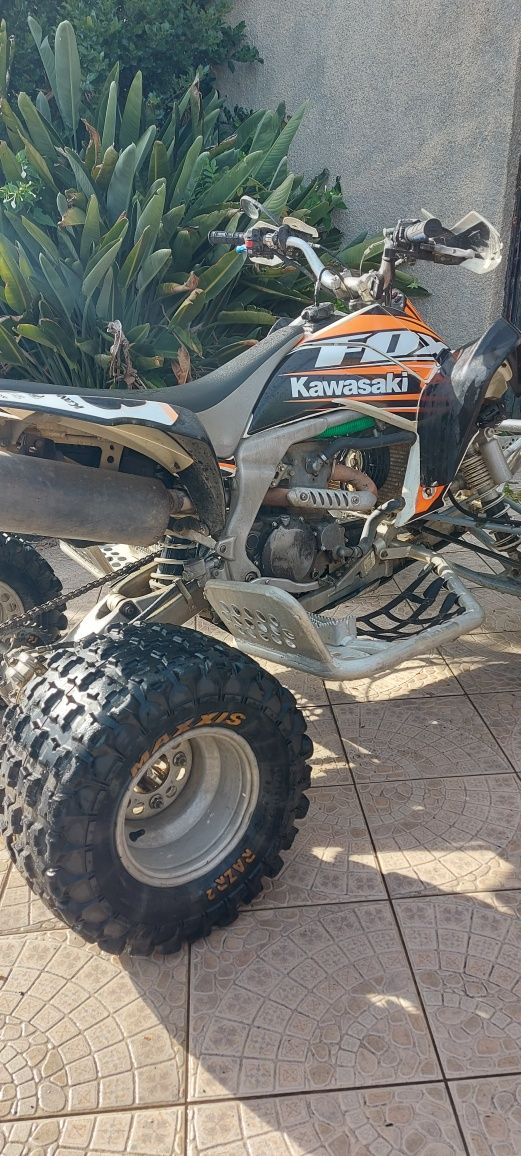 Moto4 kawasaki KFX450R
