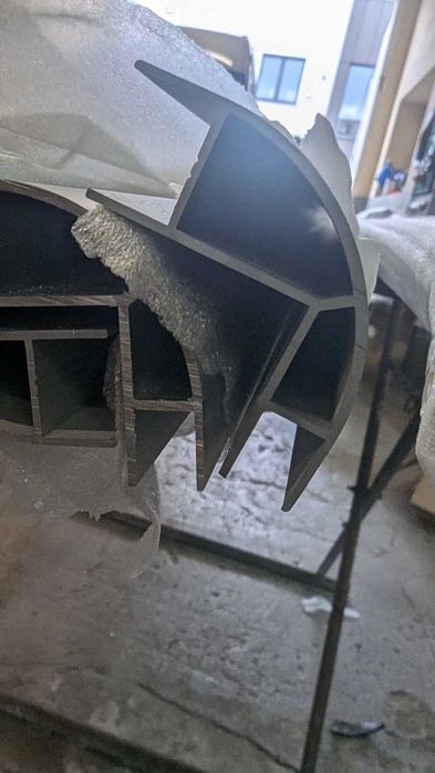 Profil narożny zewnętrzny meblowy ALU 15mm 8 mm i 15x15mm kamper