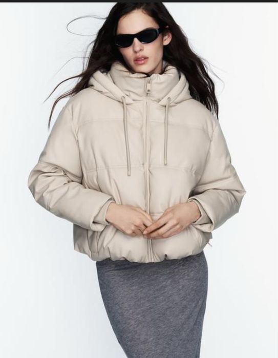 Бежевий пуховик ZARA новий
