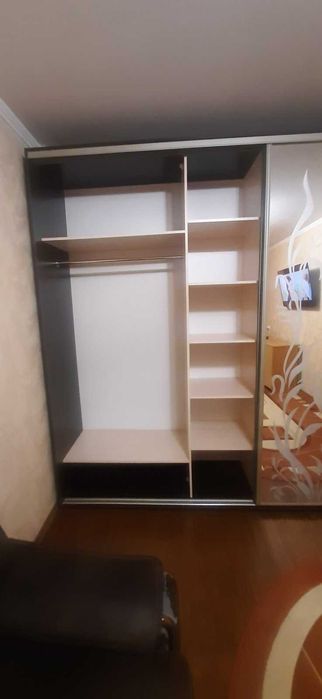 Продам шафу купе