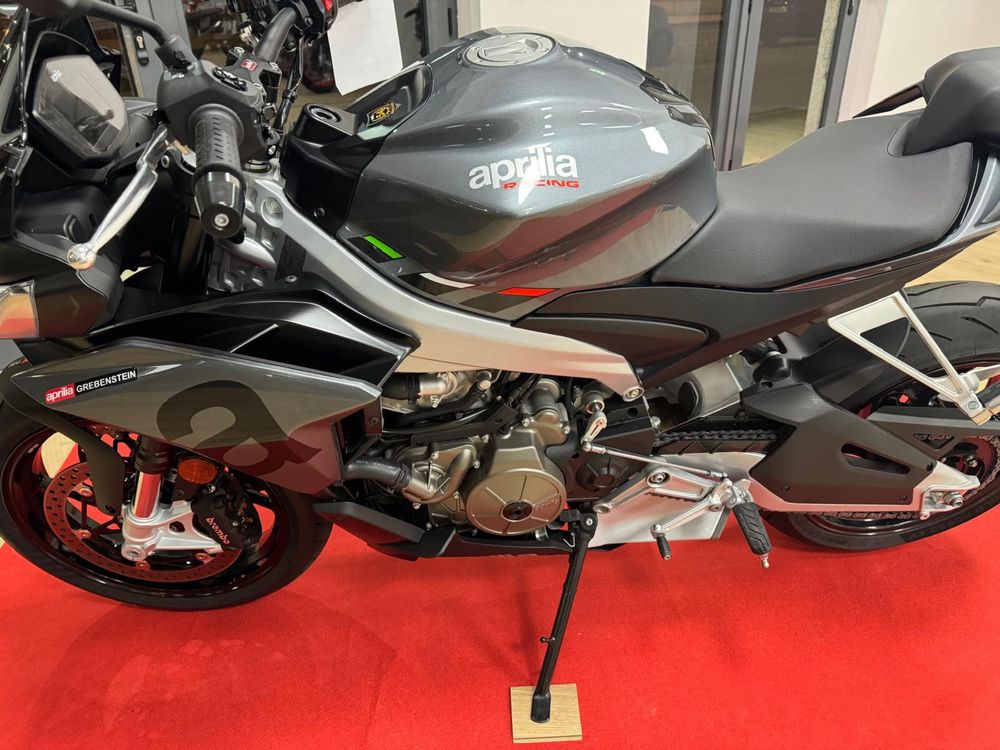 Aprilia Tuono 660, 5/23, 1900klm, quikshifter, garantia marca