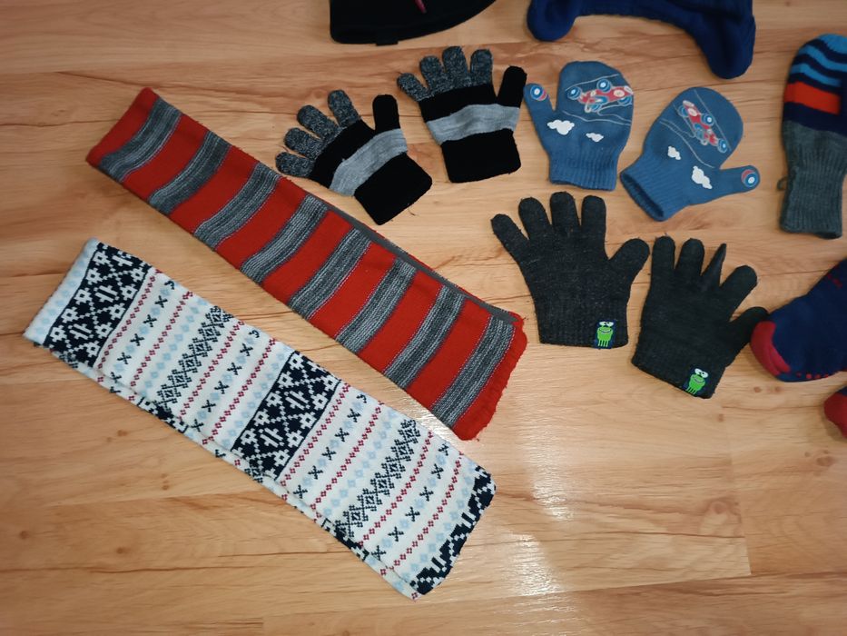 Czapki rękawiczki 98/104