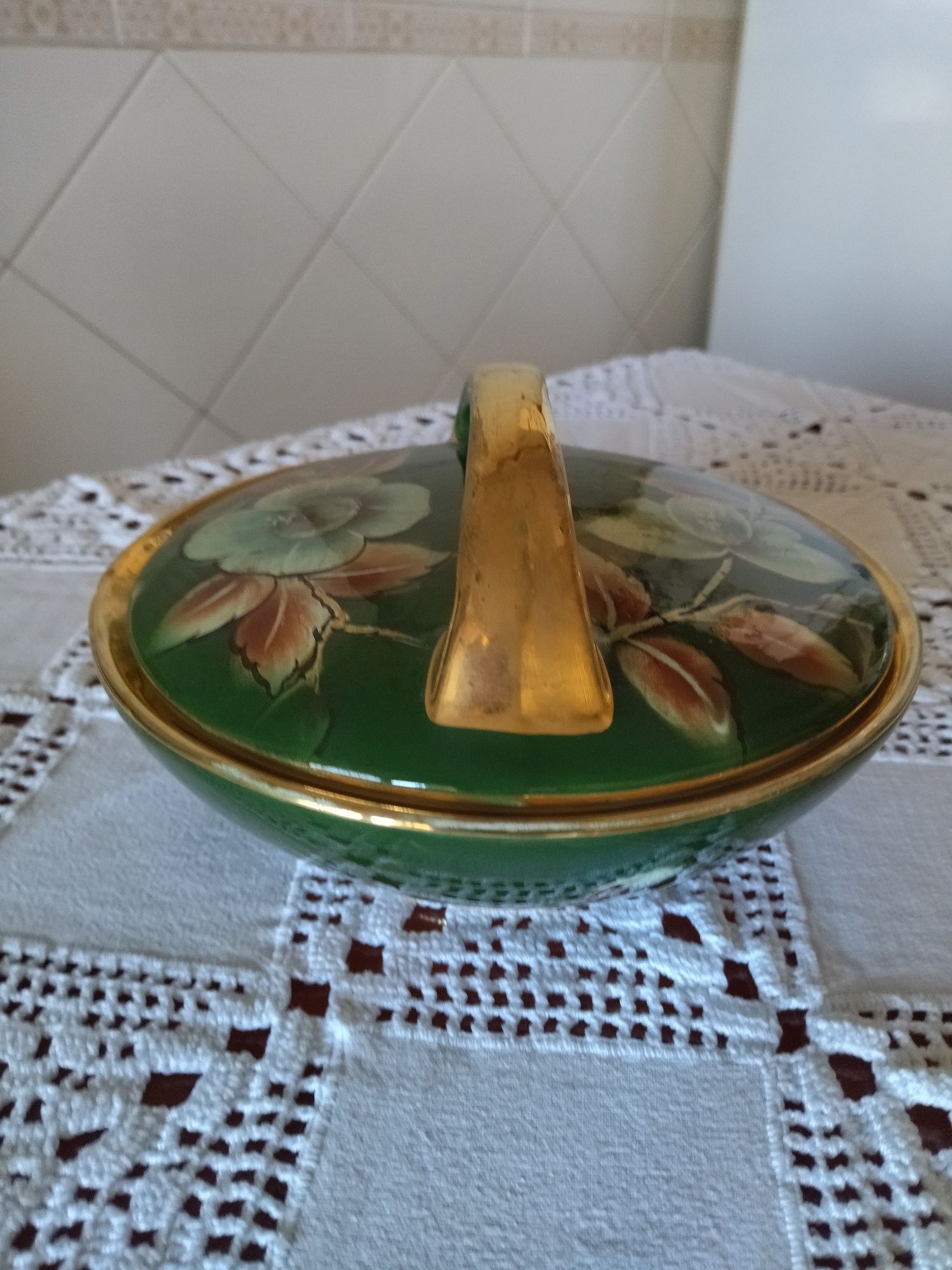 Boleira em louça pinta a mão vintage