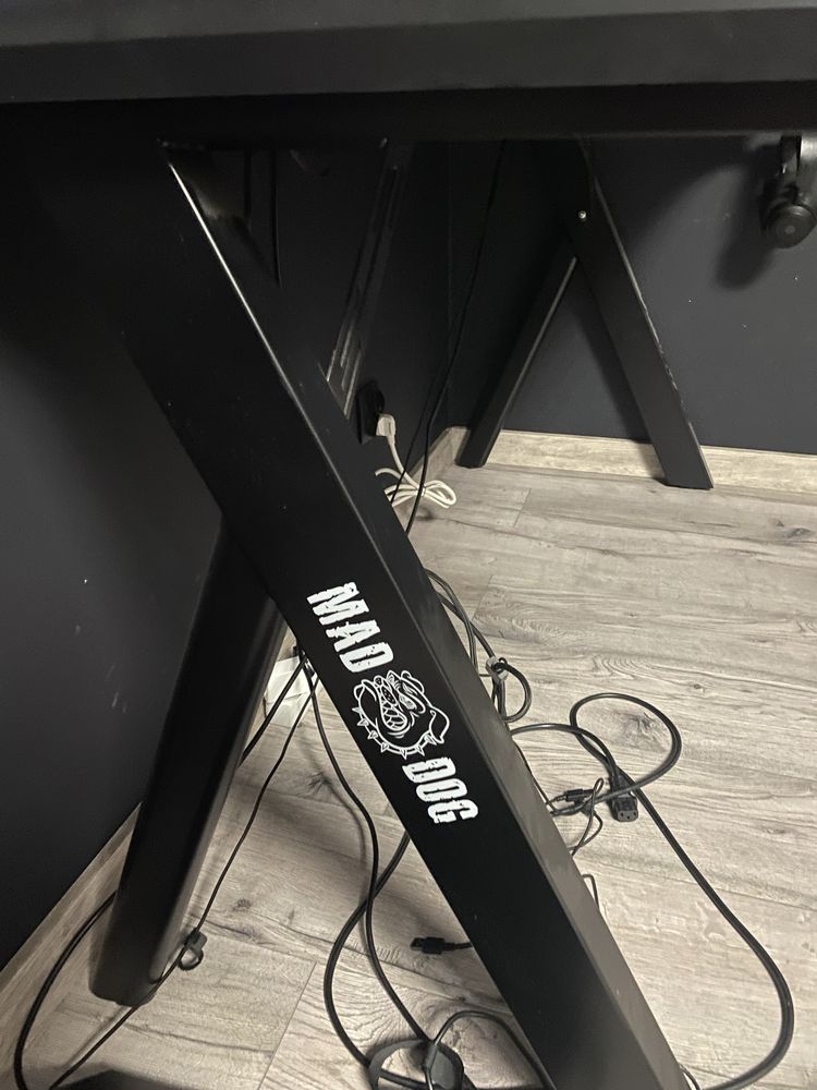Biurko gamingowe MAD DOG RGB