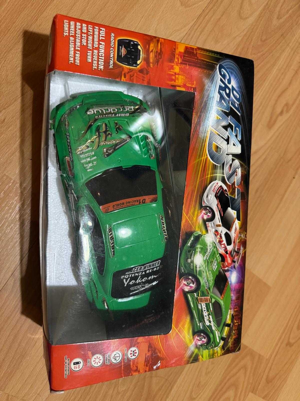 Carro telecomandado da marca Dapex , modelo D1 Grand Driftmaster
