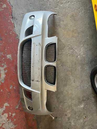 P.choques frente / Óticas e radiadores BMW Série 1 E81