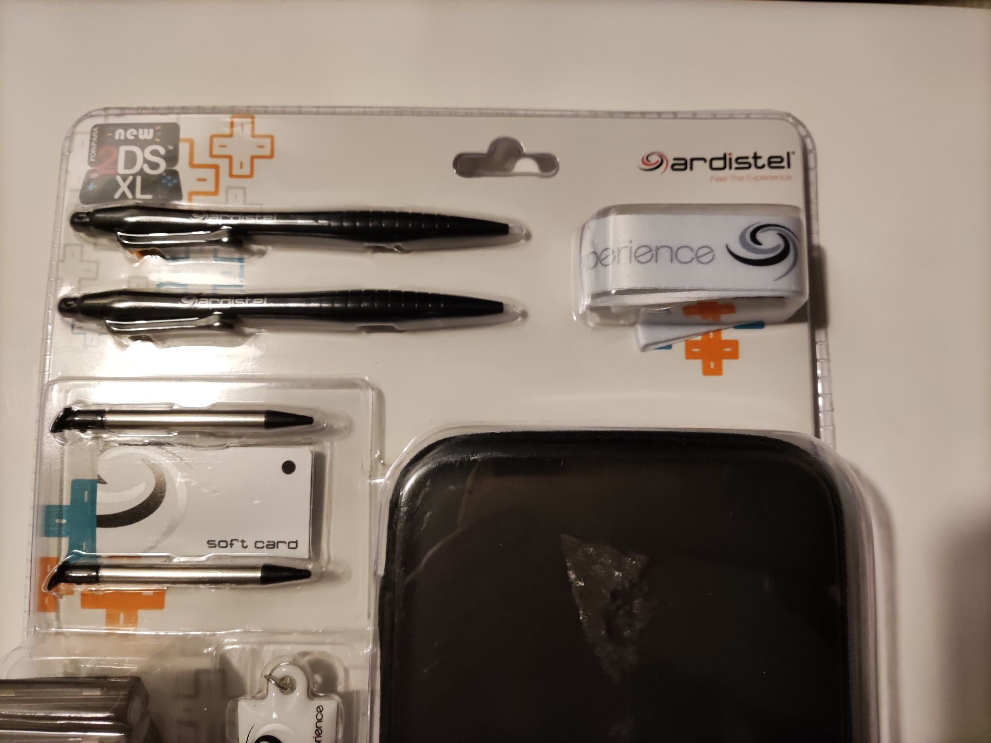 Starter Pack Nintendo 2DS XL novo