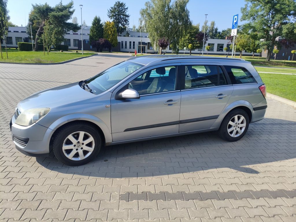 Opel Astra h 1.8 LPG kombi