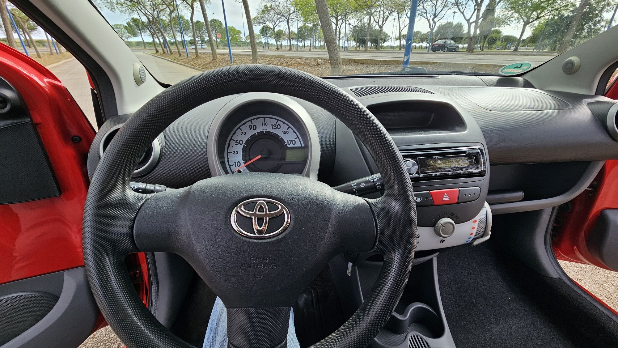 Toyota AYGO 1.0 económico