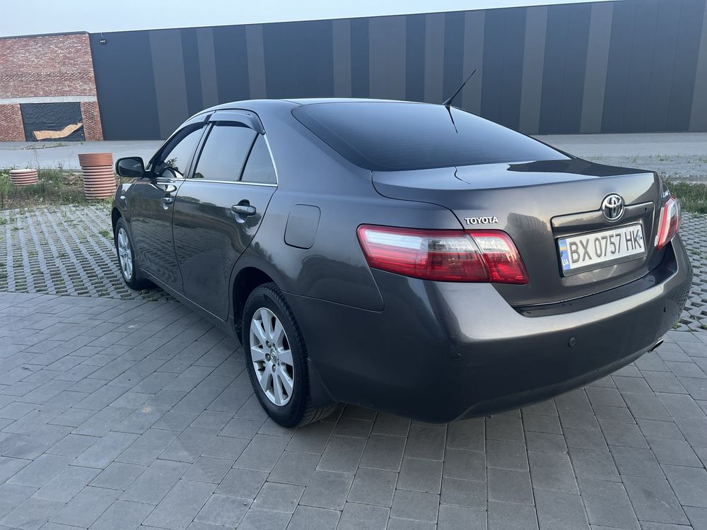 Кемрі Toyota Camry Тойота