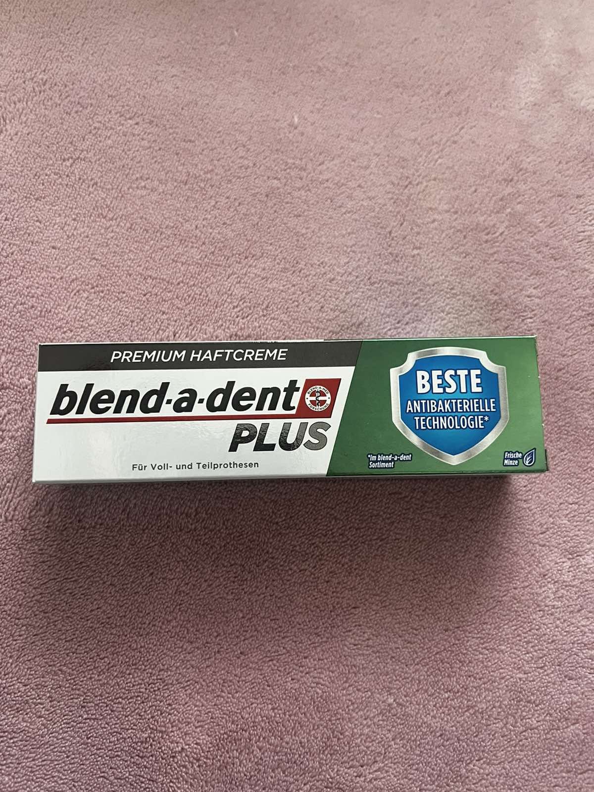 Фиксирующий крем Blend-a-dent Plus Beste для зубных протезов 40 г