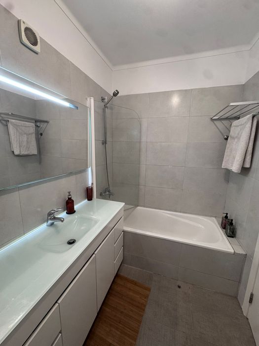 Vendo apartamento mem martins