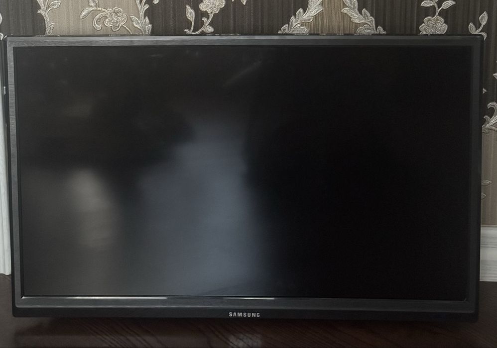 Продаж телевізор Samsung (не smart)