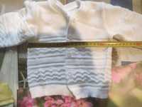 Sweterek dla chłopca do chrztu