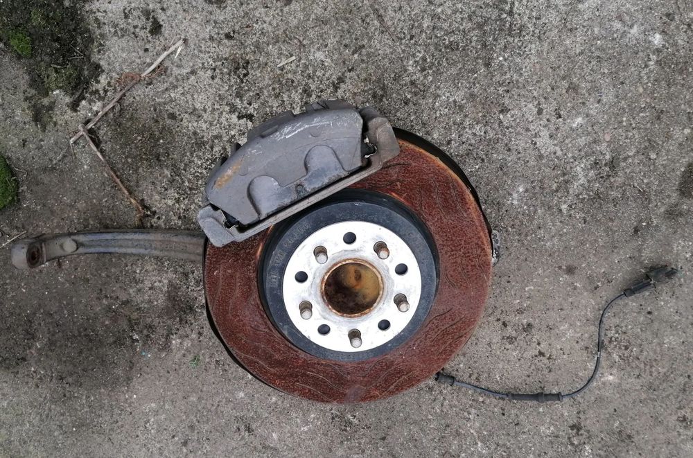 DODGE CHALLENGER 13r 3.6 ZWROTNICA LEWY PRZÓD