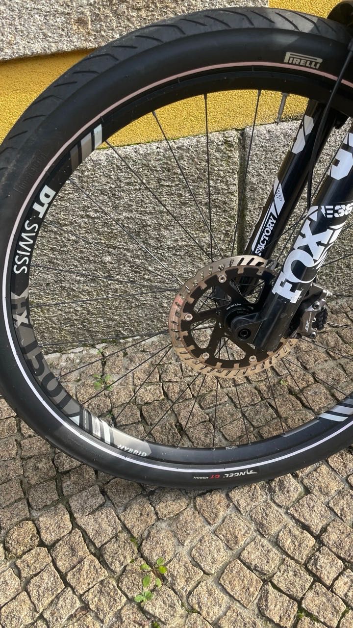 Mondraker Crafty Carbon RR 2021 speedbox L