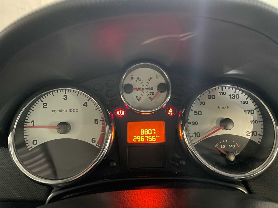 Peugeot 207 1.6Hdi - rallye réplica