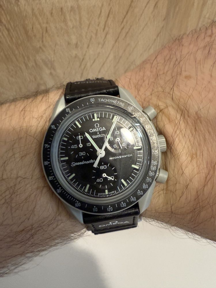 Часы Omega swatch mission to the moon