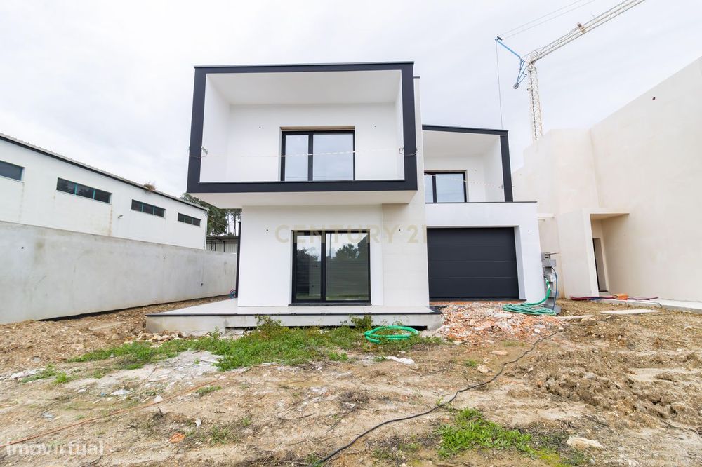 Moradia Individual Construção Nova tipologia T4