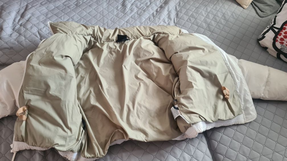 Nike puchowa kurtka, naturalny puch roz S