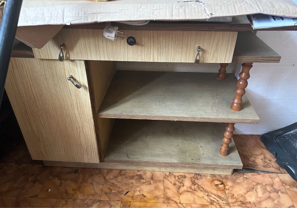 Szafka pod tv oddam