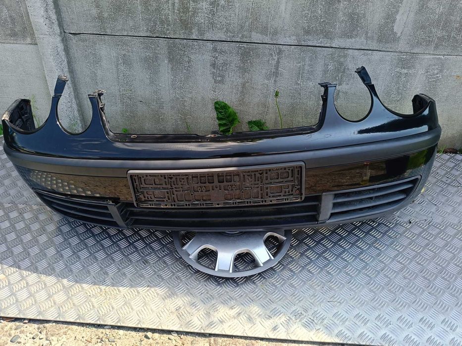 Polo 9N Maska / Zderzak / Lampa Lewy Przód / Prawy Przód / L041 / BDB