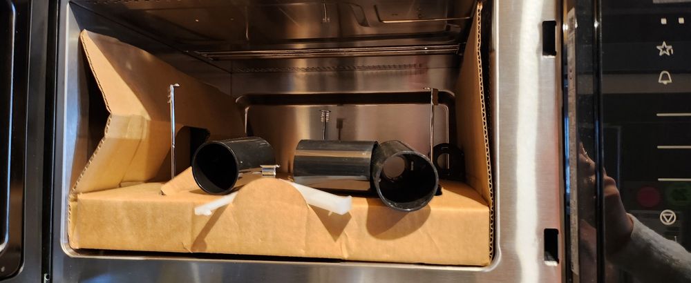 JANKI, ul. WSPÓLNA 6 Mikrofalówka do zabudowy Electrolux