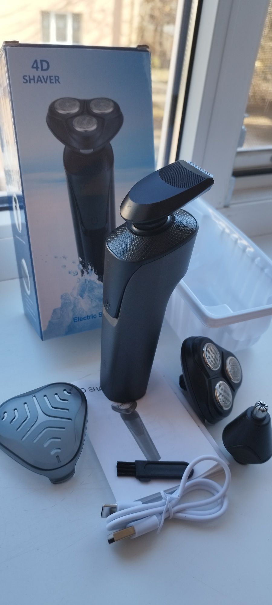 Продам новий Тример 4D Електробритву