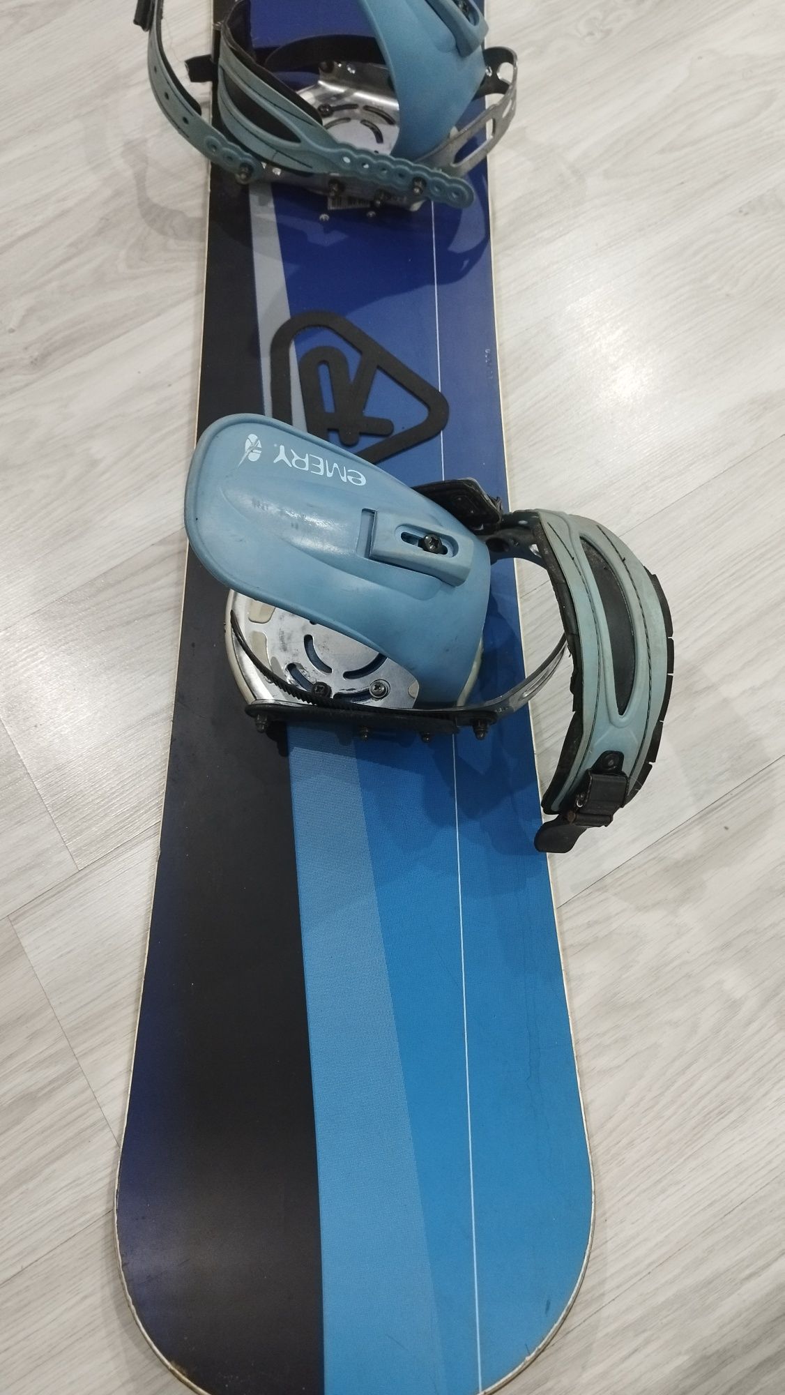 Deska snowboardowa