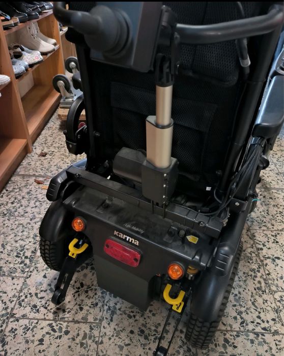 Коляска інвалідна