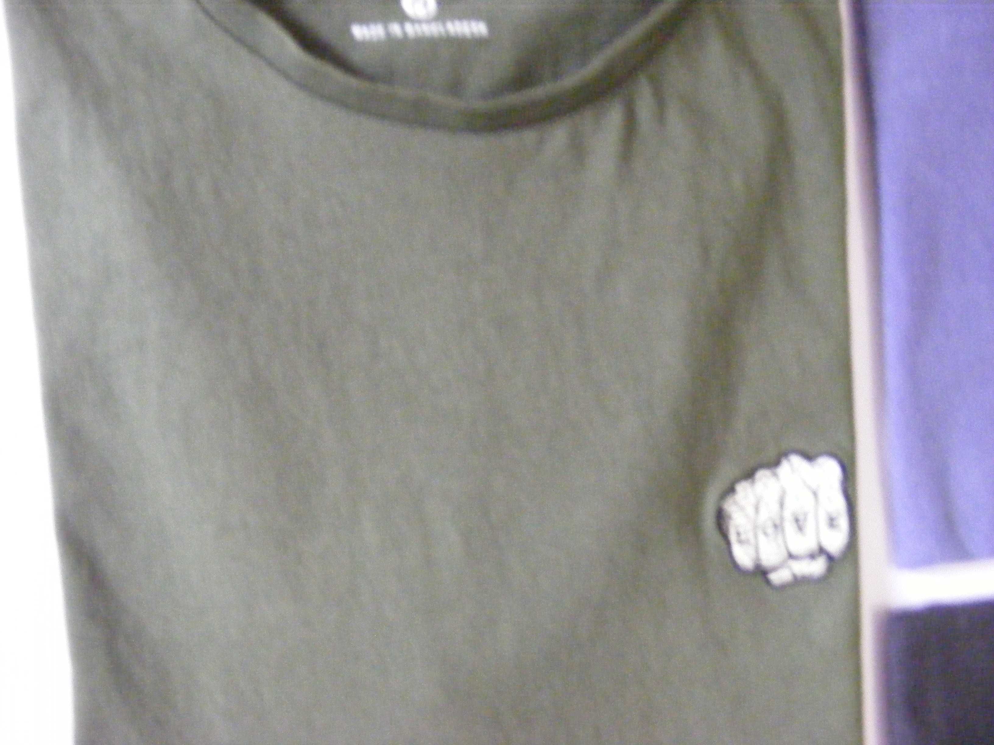 2 t-shirts - tamanho "M / L"