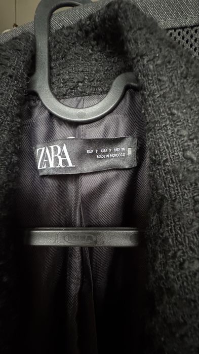 Czarna marynarka ZARA z złotymi guzikami, rozmiar S