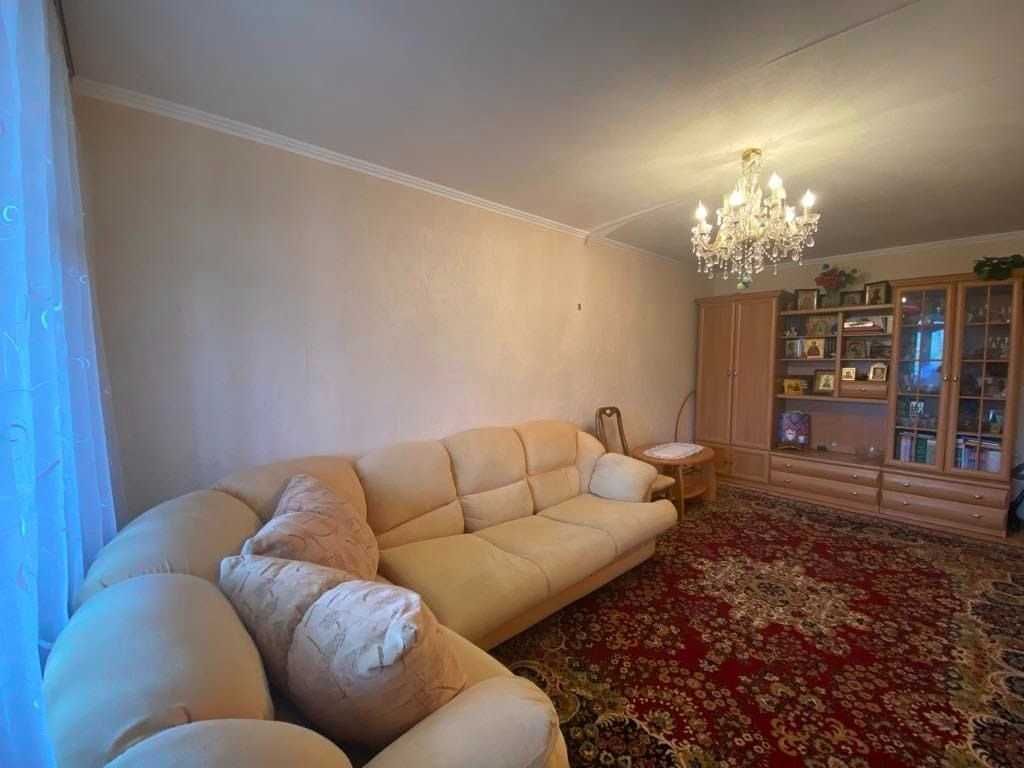 Продам квартиру в смт. Кирнасівка