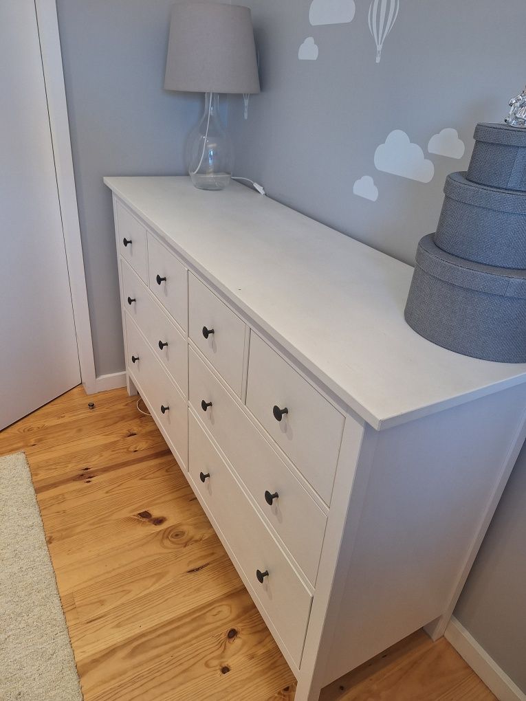 Comoda Hemnes ikea