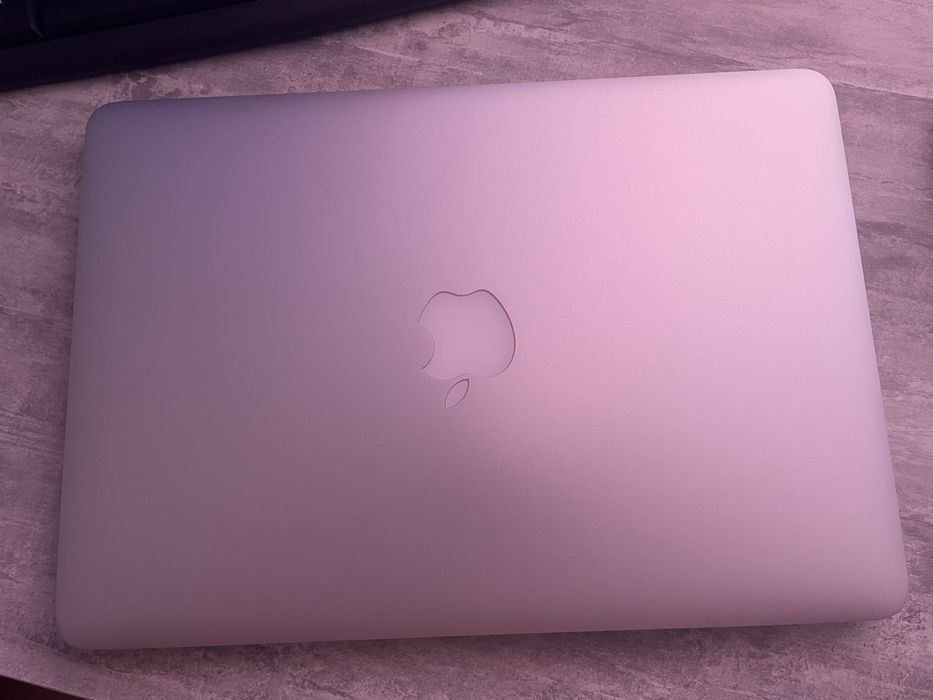 Продам Macbook Pro (Retina, 13-inch, Mid 2014)