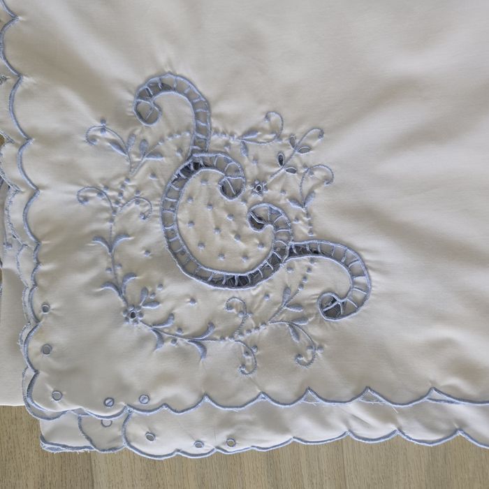 Toalhas de Mesa Bordado da Madeira 140x140