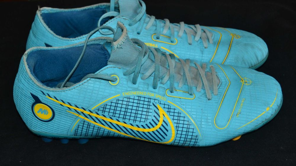 Chuteiras Nike Mercurial Vapor  42