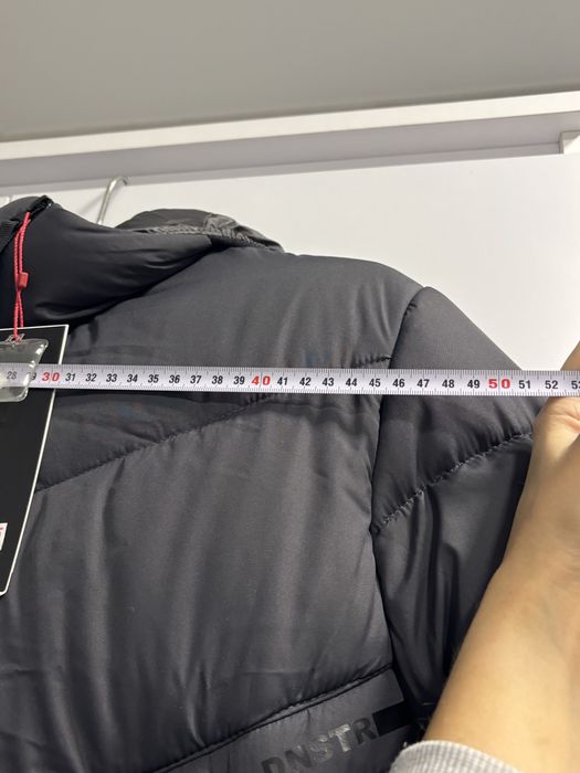 Чоловіча зимова куртка