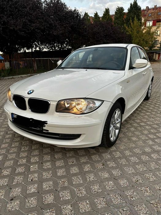 BMW seria 1 e81 2010 benzyna zadbane
