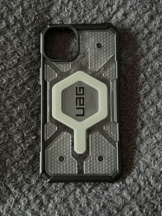 Etui Urban Armor Gear do iPhone 15 Plus