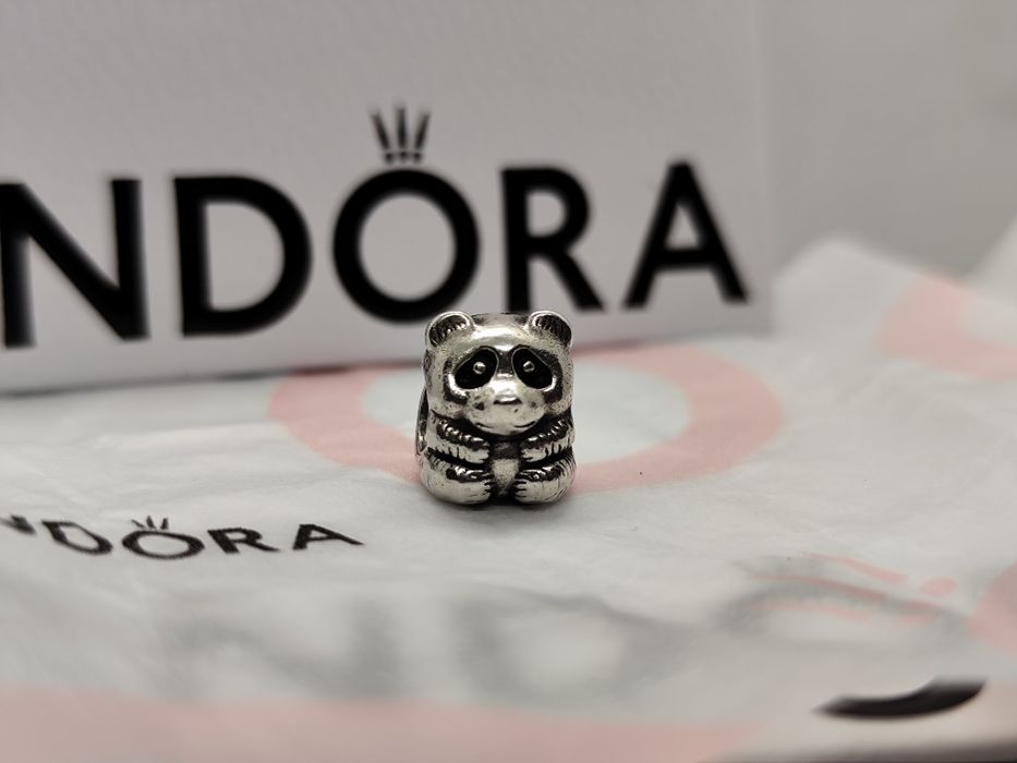 Conta panda da Pandora