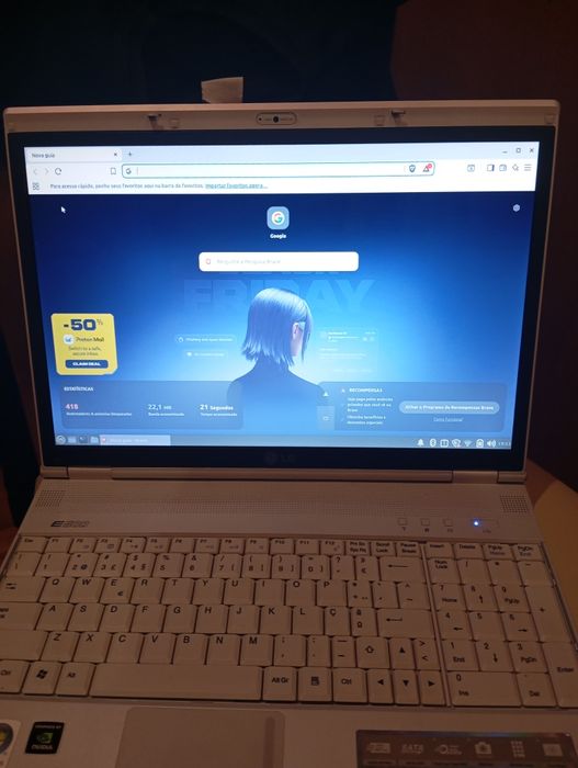 Portátil em bom funcionamento LG
