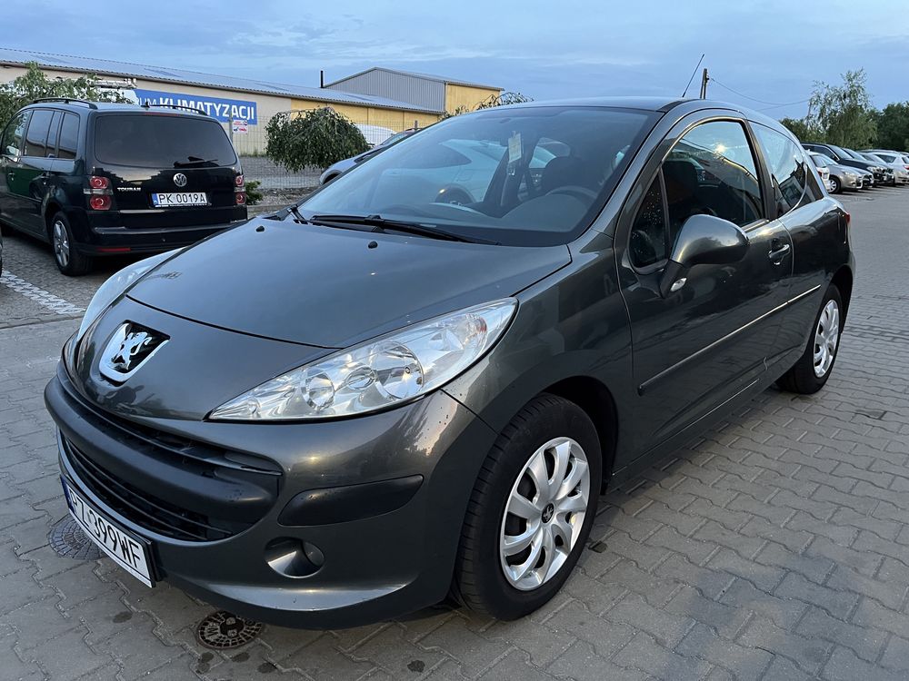 Peugeot 207**2006r**1.4 benzyna**OKAZJA**ZOBACZ