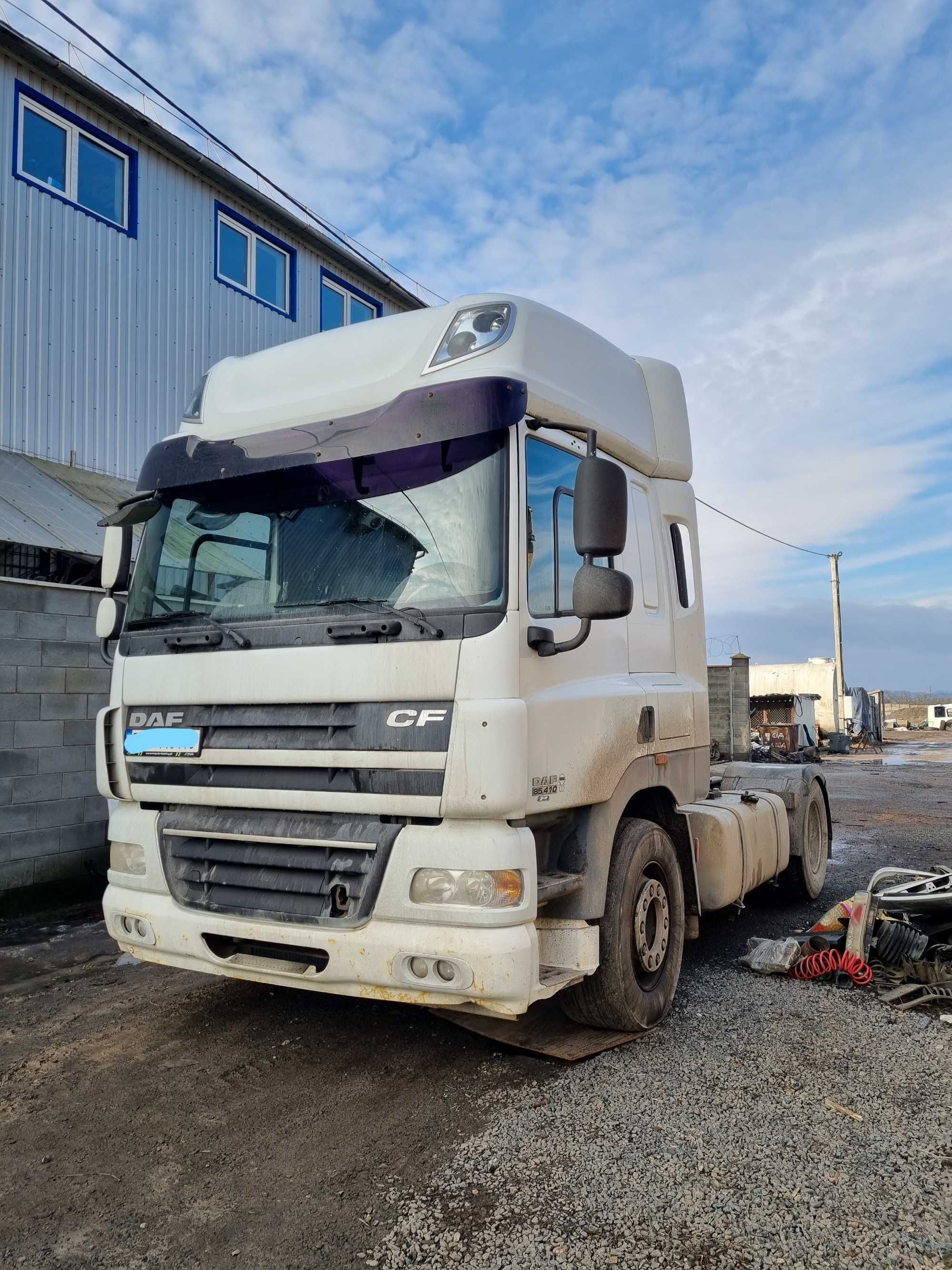 DAF FT CF85 2010 білий на розбірку