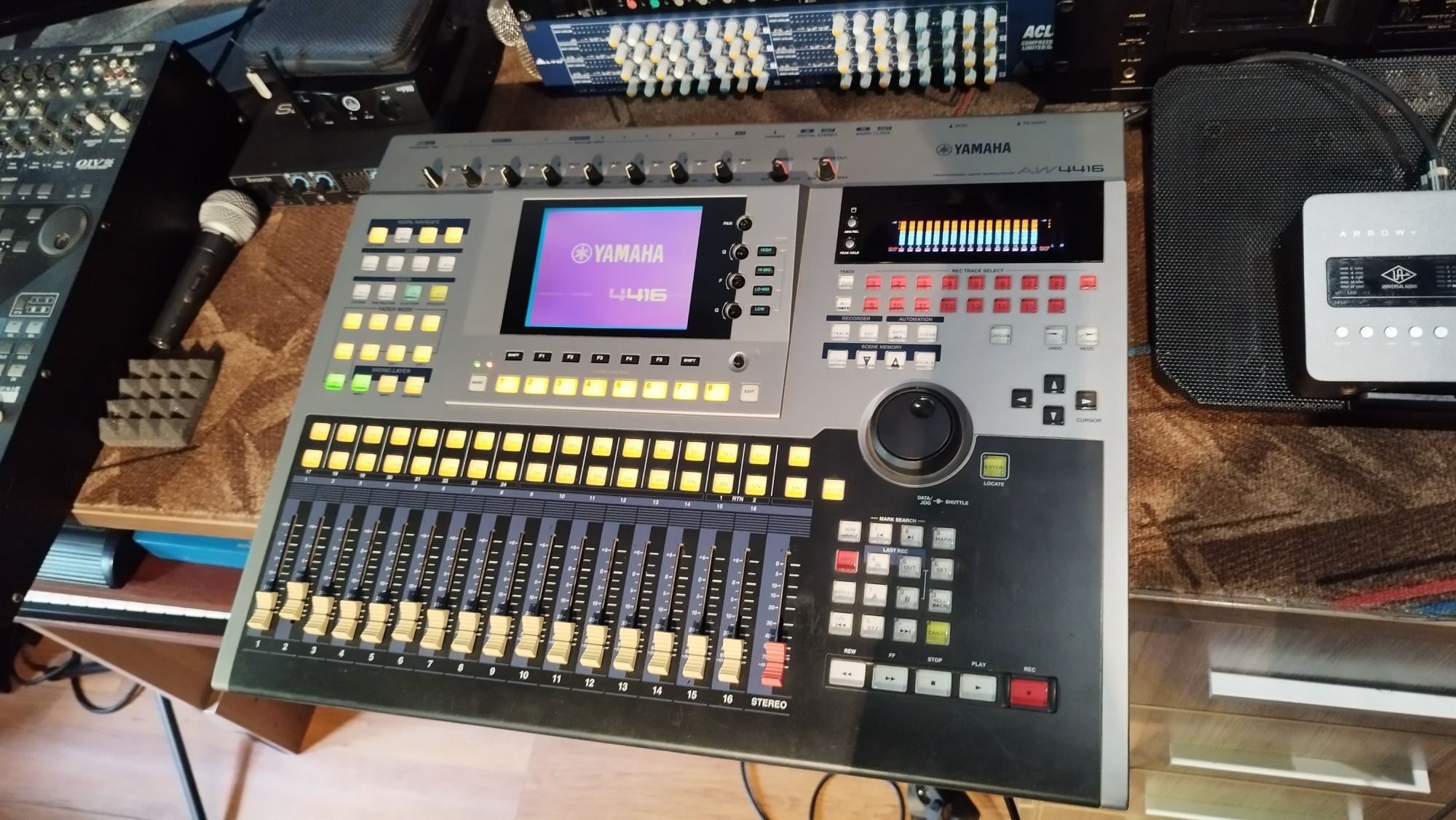 Yamaha AW4416 Mikser rejestrator procesor efektów