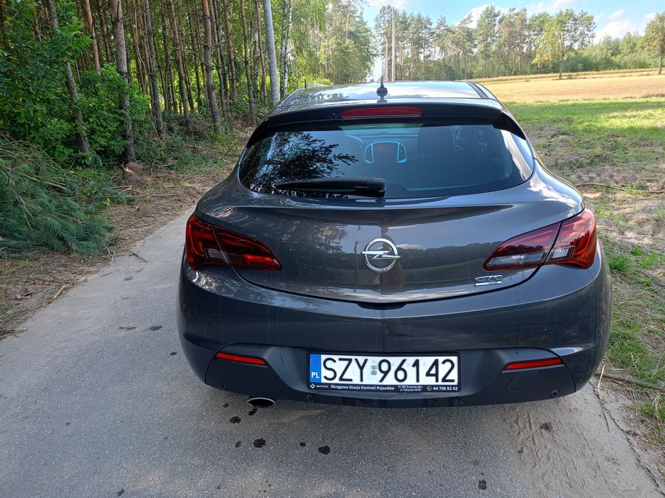 Opel astra J GTC 1.4T