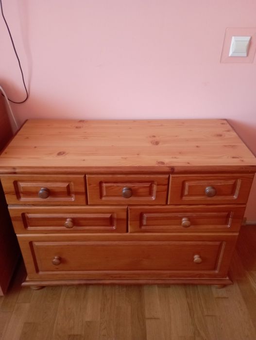 Спальний гарнітур(шафа,ліжко з матрасом, дві тумби, комод)