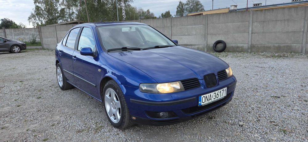 Seat Toledo 2.3 V5 klima alu alkantara ładny z Niemiec zarejestrowany