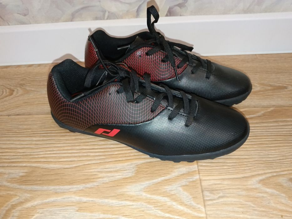 Сороконіжки Pro touch 38 розмір нові