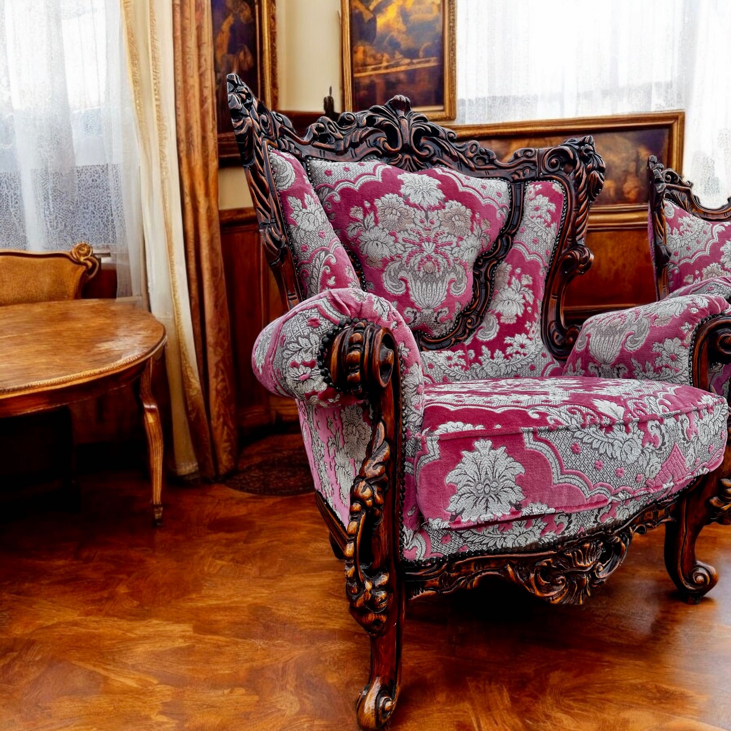 Piękny  Wypoczynek Sofa i 2 fotele w stylu włoskim - Bogato rzeźbiony